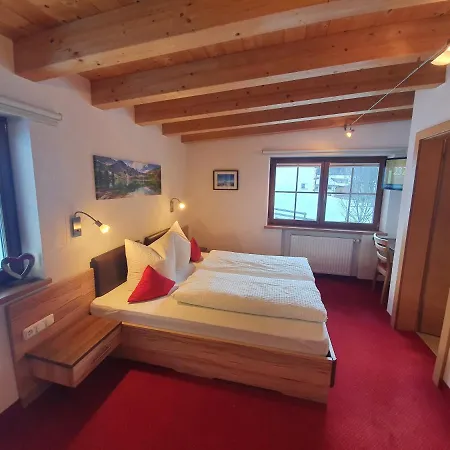 Landhaus Sonneck Apartment Pettneu am Arlberg