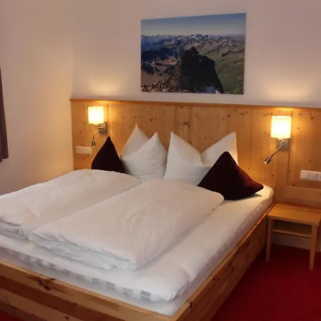 Landhaus Sonneck Apartment Pettneu am Arlberg